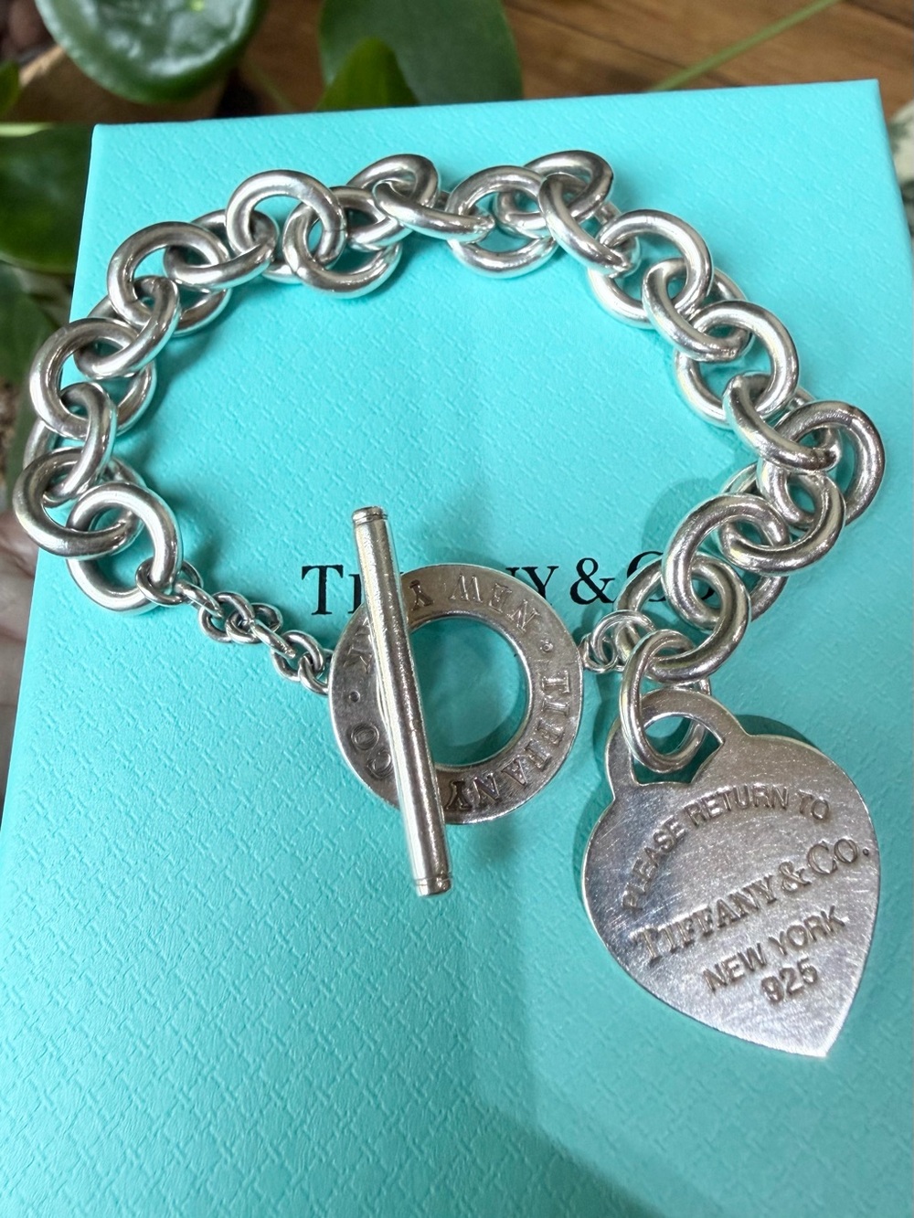 ❤️ Tiffany & Co. Heart Tag Toggle Bracelet